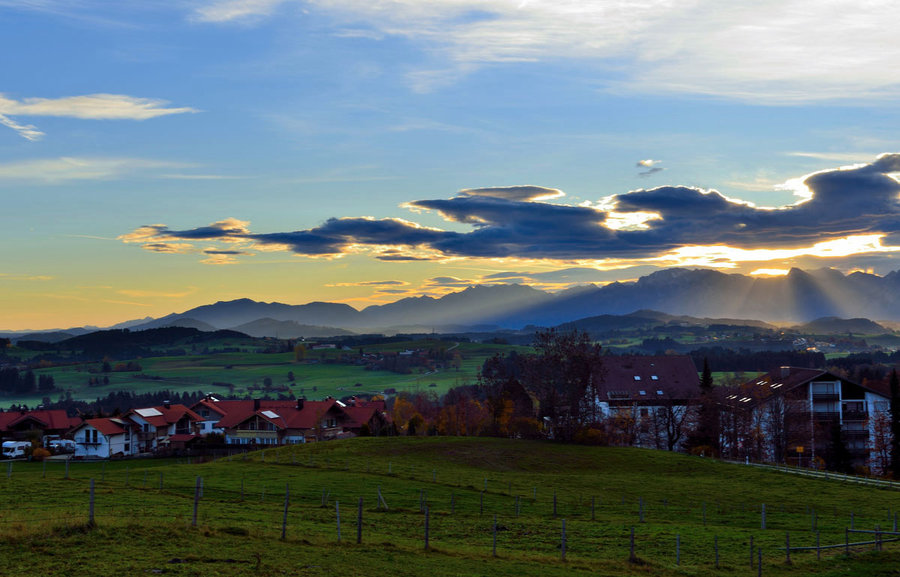 他山之石丨德國(guó)鄉(xiāng)村綠色低碳轉(zhuǎn)型：對(duì)中國(guó)縣域綠色低碳轉(zhuǎn)型有何啟示？