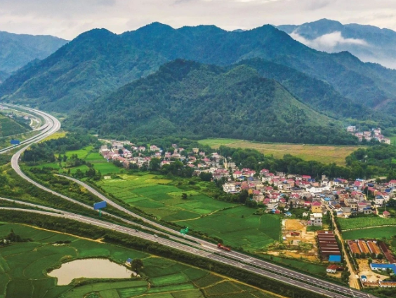 全面消除現(xiàn)有3621個(gè)農(nóng)村黑臭水體，《安徽省農(nóng)村黑臭水體治理三年行動(dòng)方案（2024—2026年）》印發(fā)