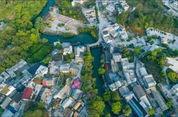近日，浙江省財(cái)政廳、浙江省生態(tài)環(huán)境廳發(fā)布公告，提前下達(dá)2025年省生態(tài)環(huán)境保護(hù)專項(xiàng)資金，本次下達(dá)資金6.8億元。